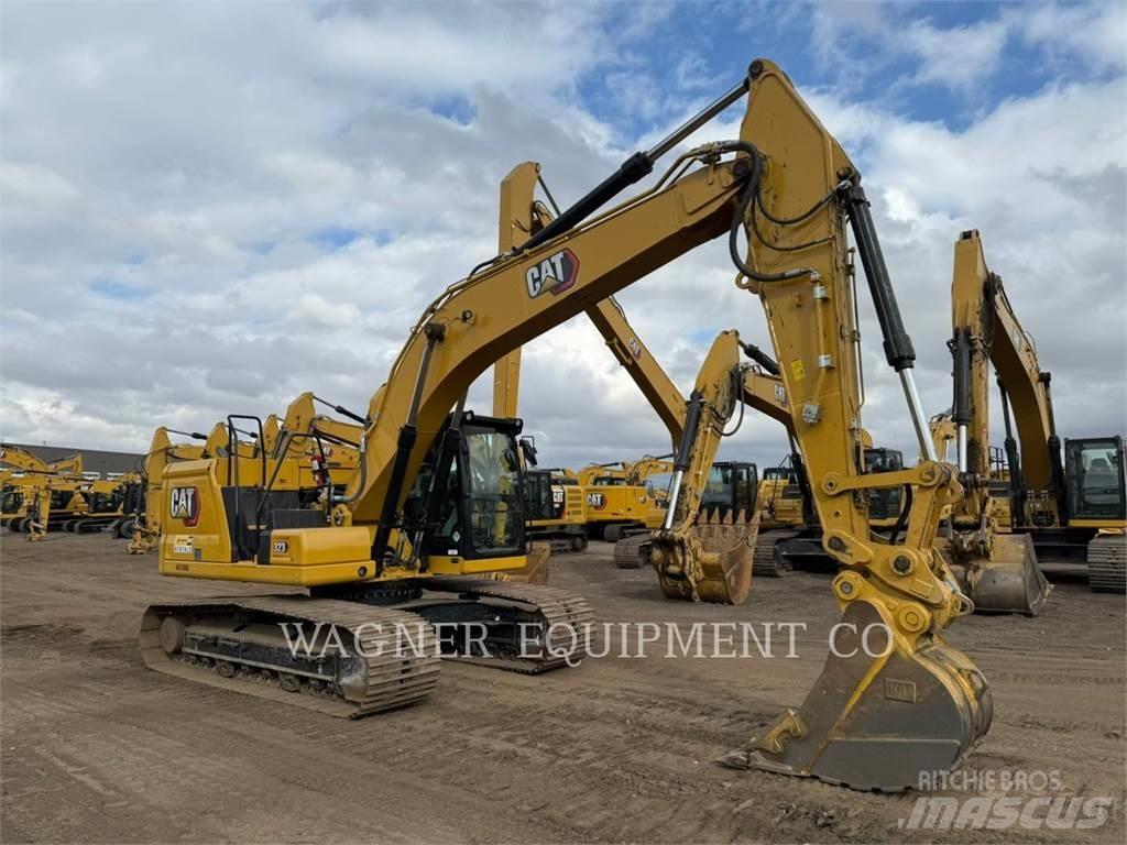 CAT 323 履带挖掘机
