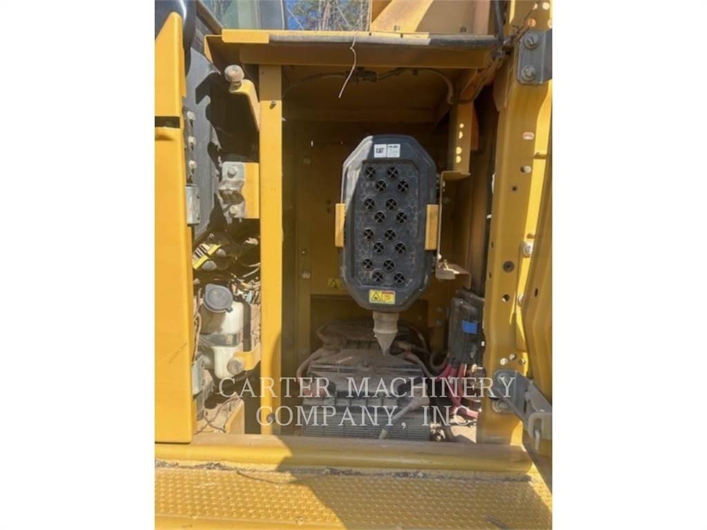 CAT 323-07 履带挖掘机