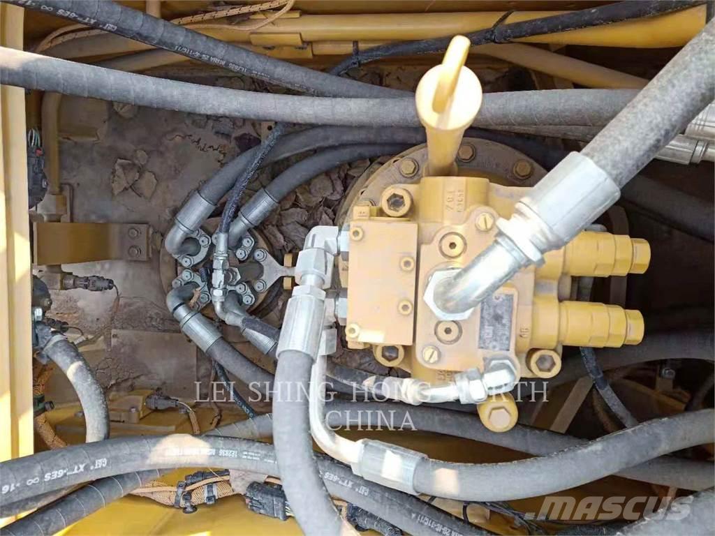 CAT 323-07 履带挖掘机