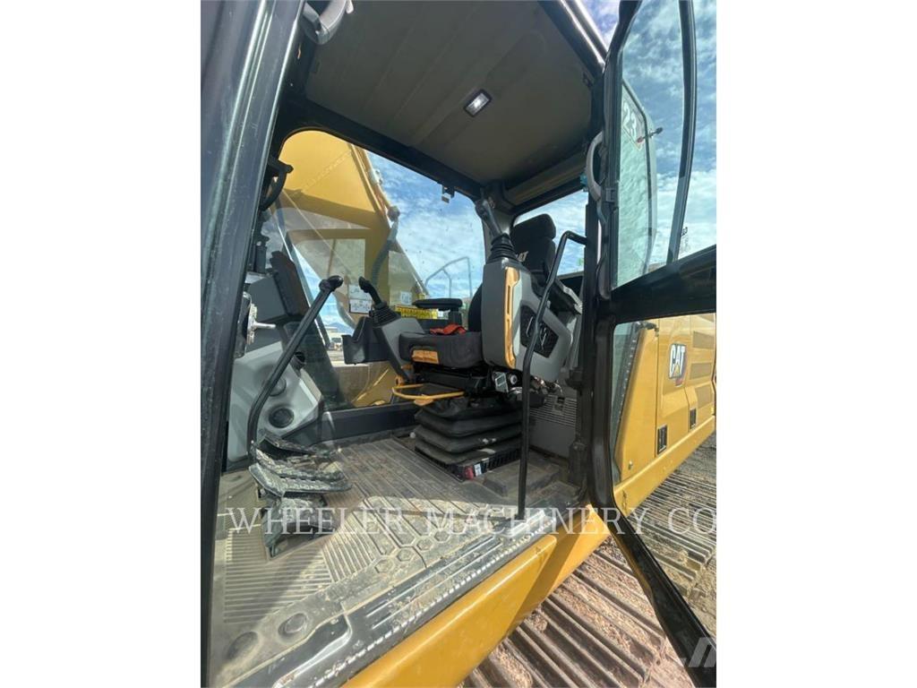 CAT 323 CF 履带挖掘机