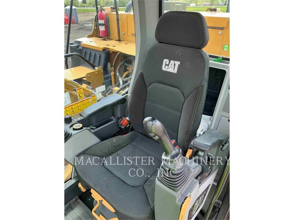 CAT 323 LR 履带挖掘机