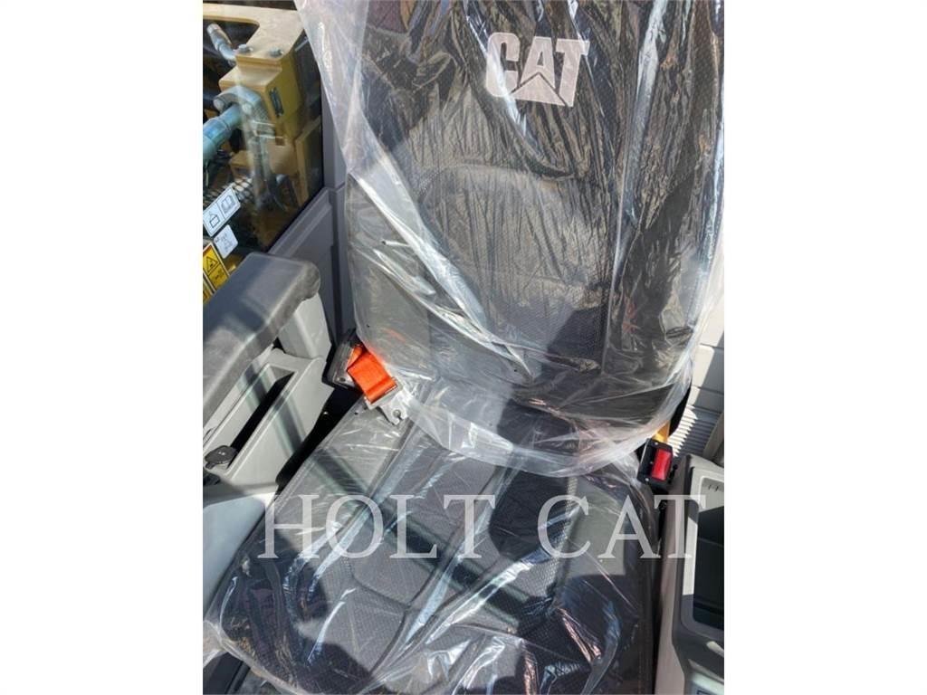 CAT 323 TC 履带挖掘机