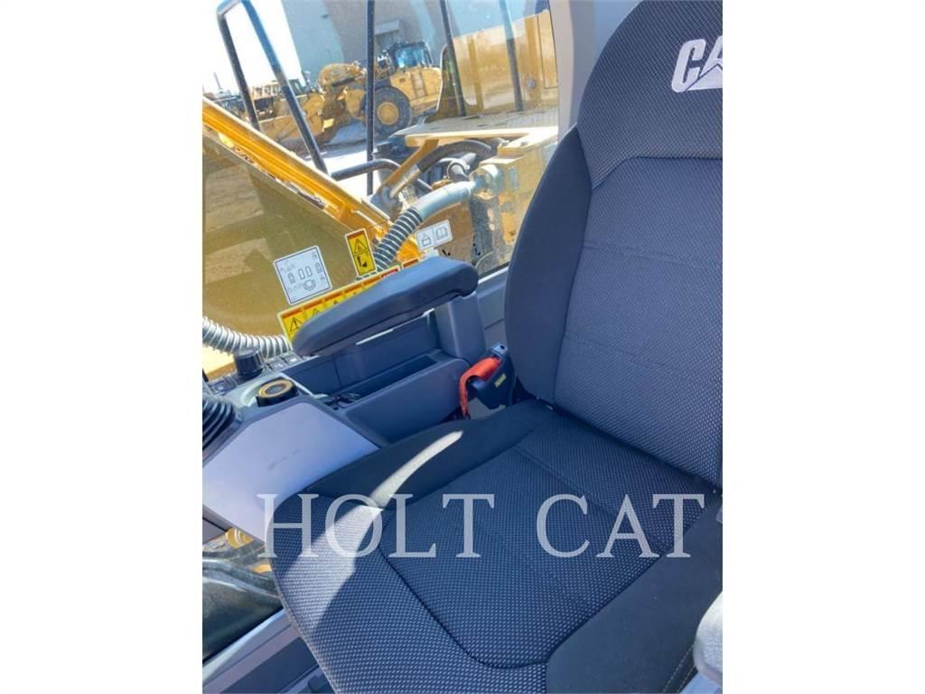 CAT 323 TC 履带挖掘机