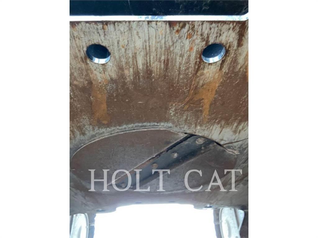CAT 323 TC 履带挖掘机