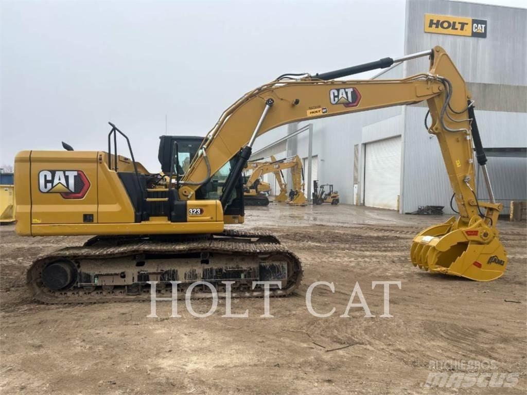 CAT 323 TC 履带挖掘机