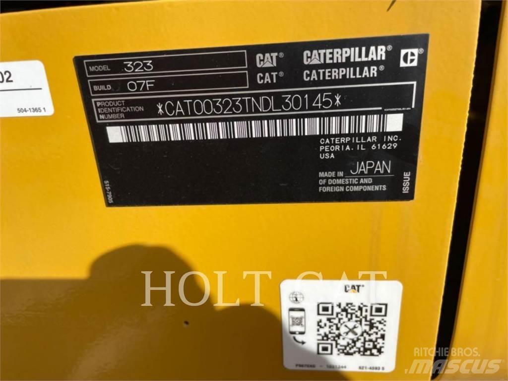 CAT 323 TC 履带挖掘机