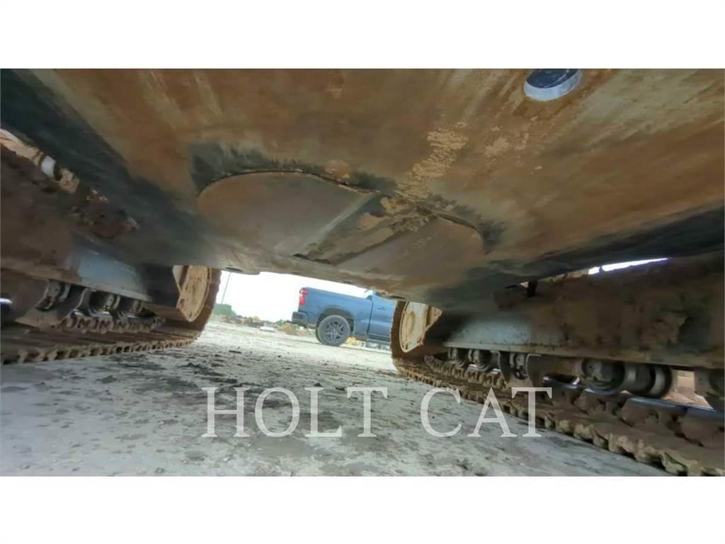 CAT 323 TC 履带挖掘机