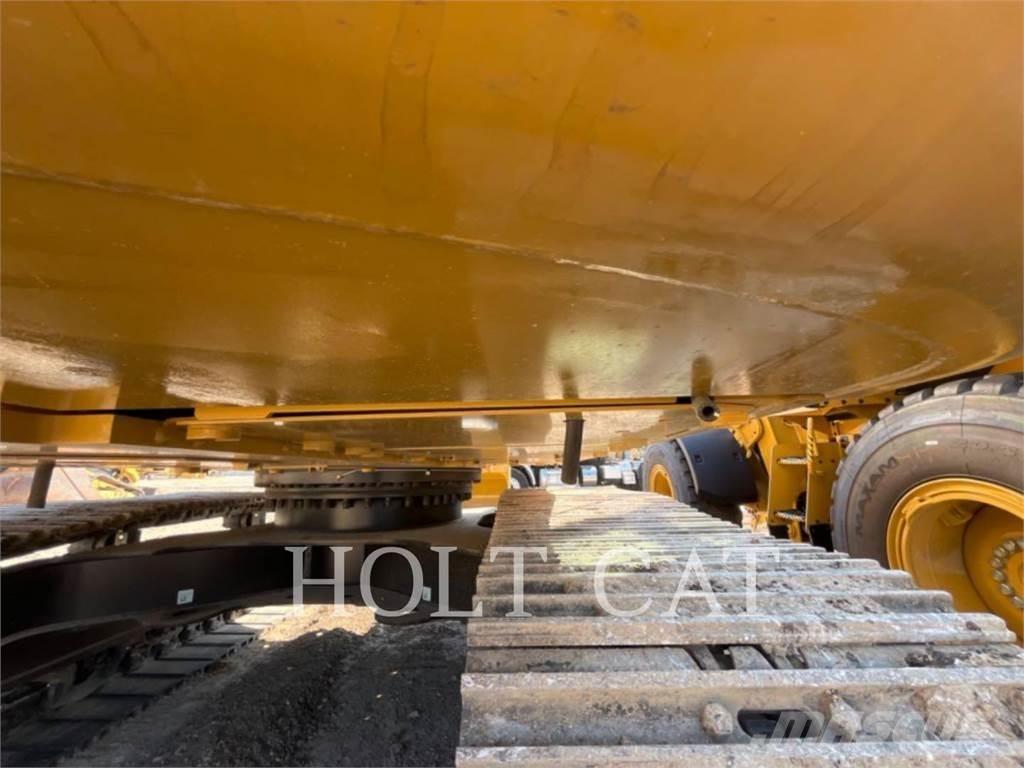 CAT 323 TC 履带挖掘机