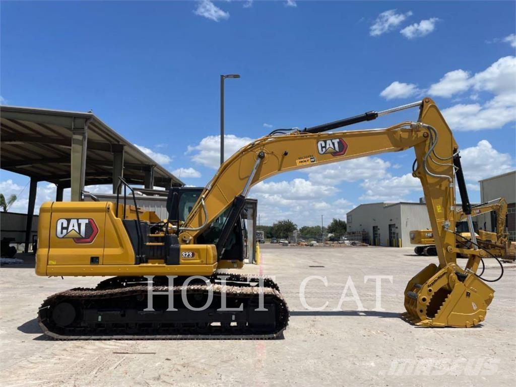 CAT 323 TC 履带挖掘机