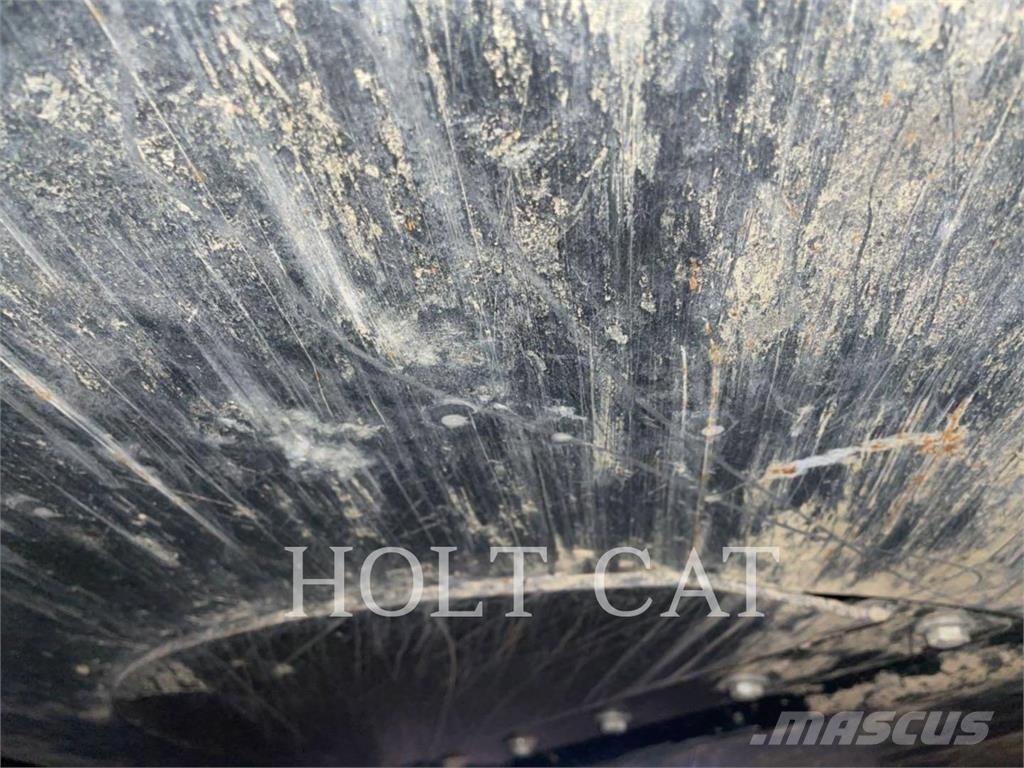 CAT 323 TC 履带挖掘机