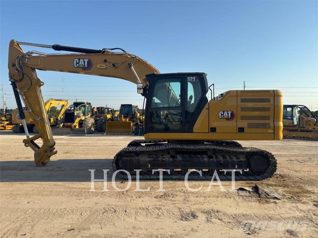 CAT 323 TC 轮式装载机