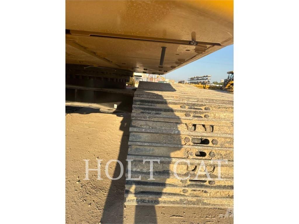 CAT 323 TC 轮式装载机