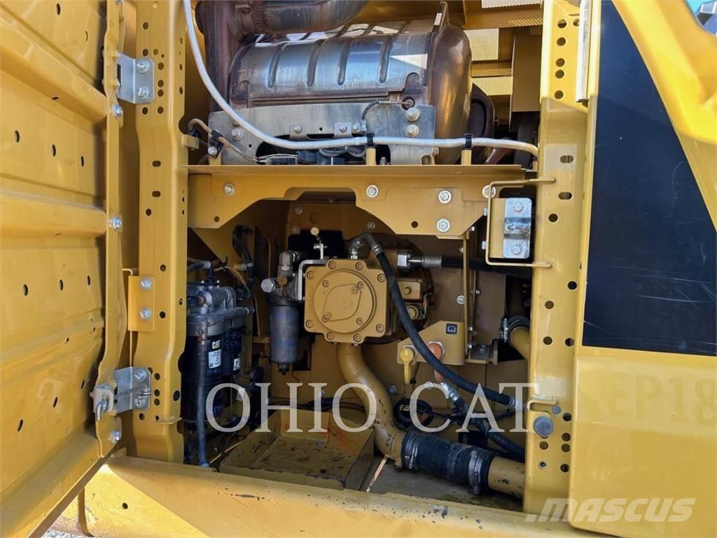 CAT 323 TCS 履带挖掘机