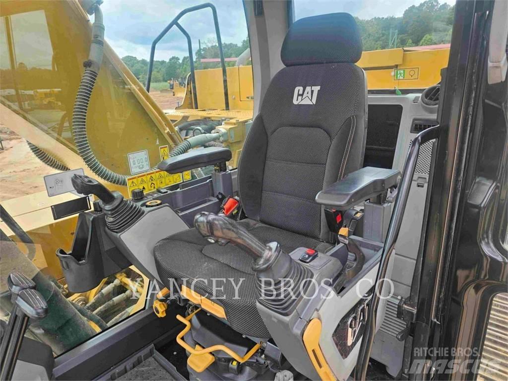 CAT 32307 履带挖掘机
