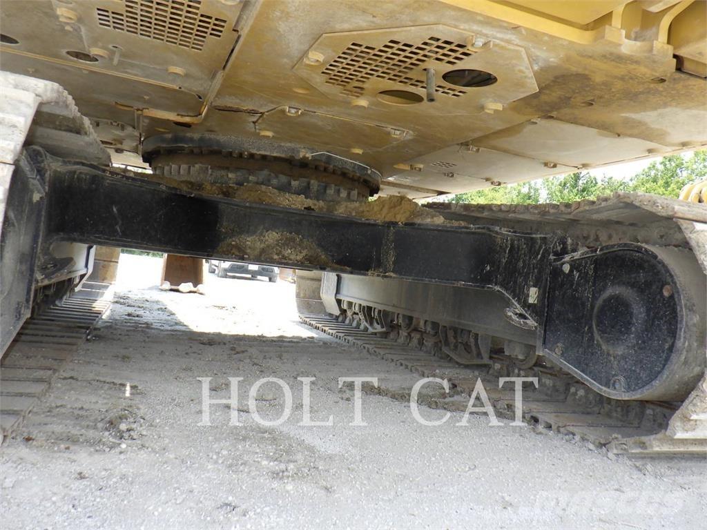 CAT 32307 履带挖掘机