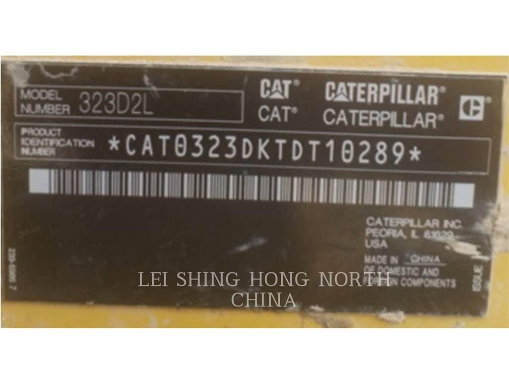 CAT 323D2L 履带挖掘机