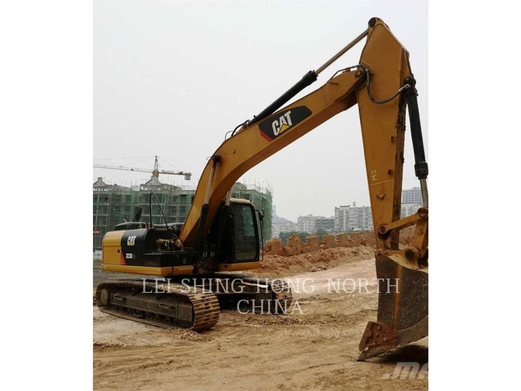 CAT 323D2L 履带挖掘机