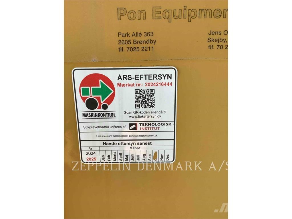 CAT 323DL 履带挖掘机