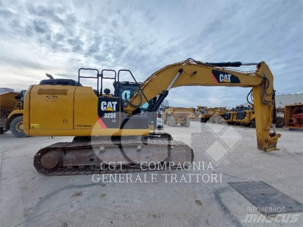 CAT 323E 履带挖掘机