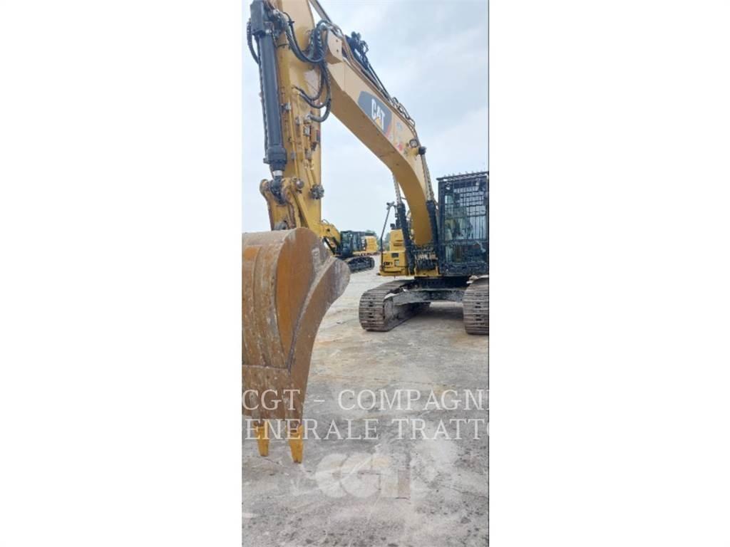 CAT 323F 履带挖掘机