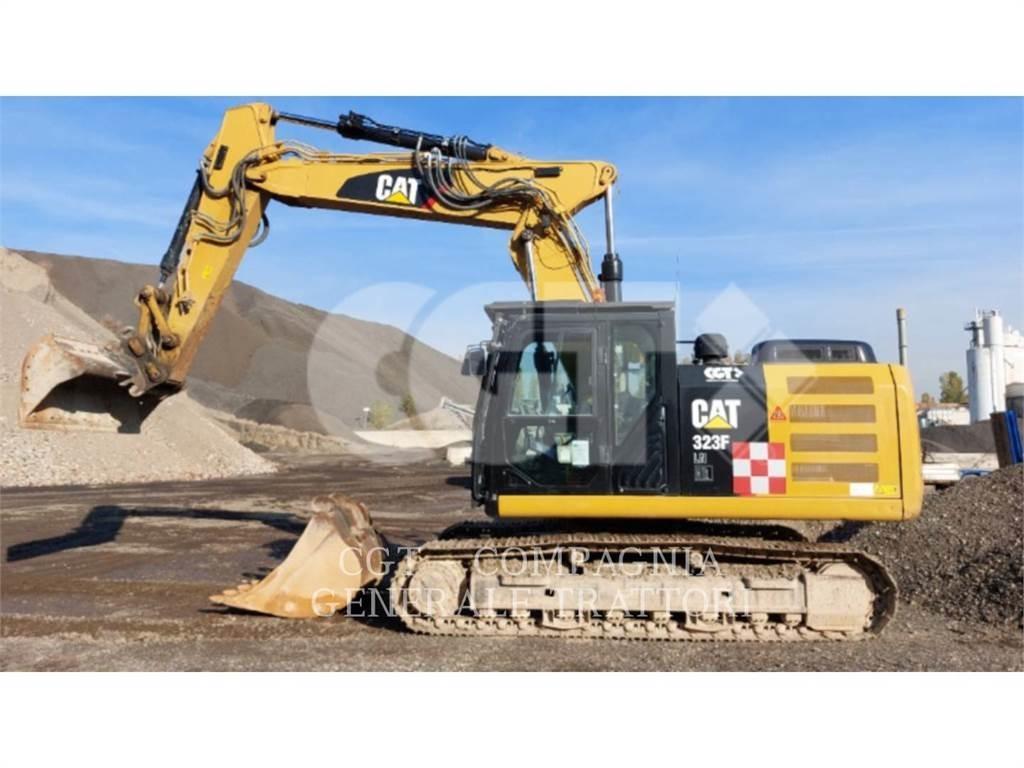 CAT 323F 履带挖掘机