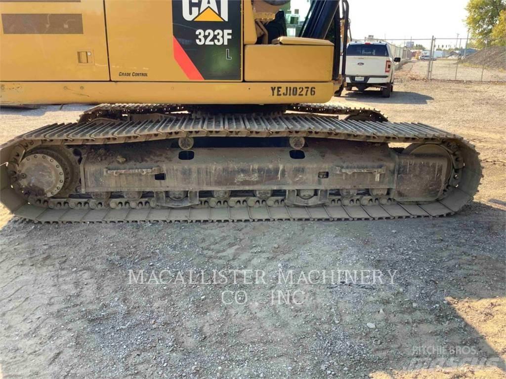 CAT 323FL 履带挖掘机