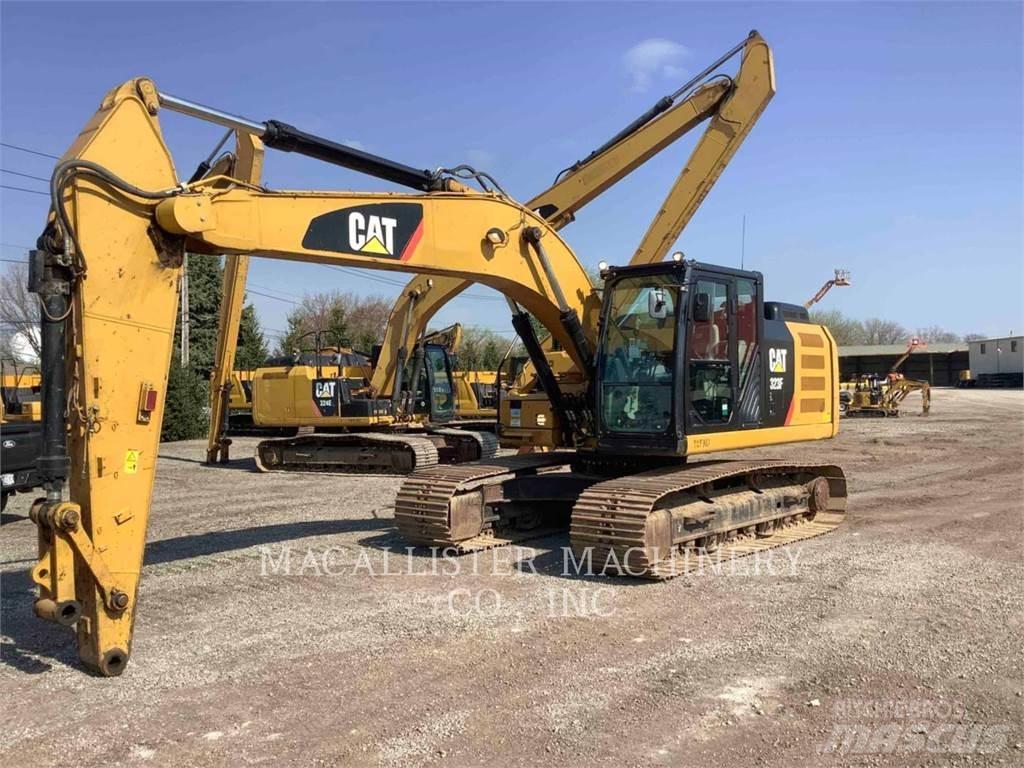 CAT 323FL 履带挖掘机