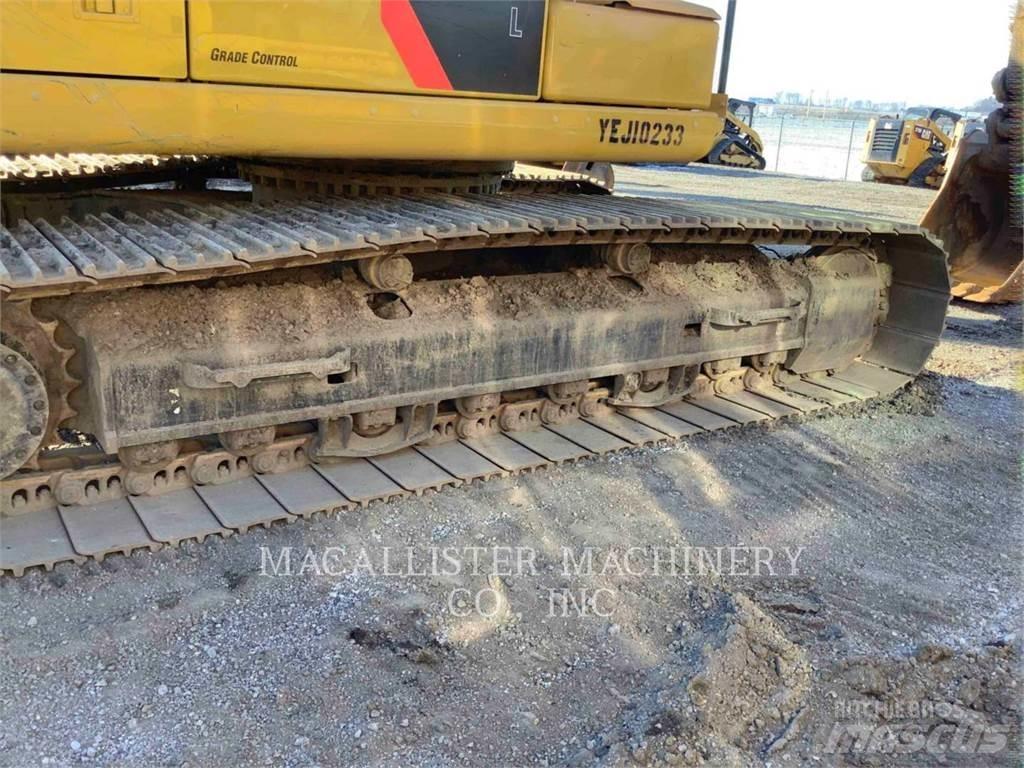 CAT 323FL 履带挖掘机