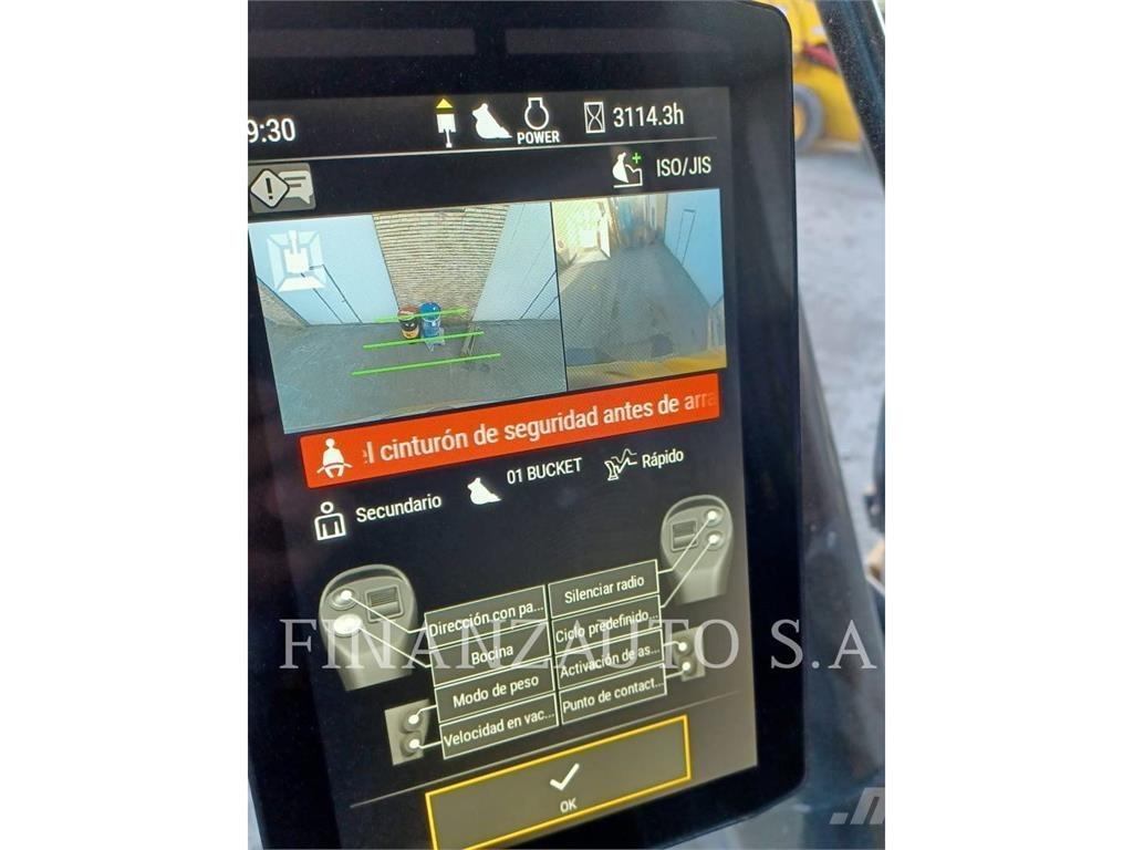 CAT 323L 履带挖掘机