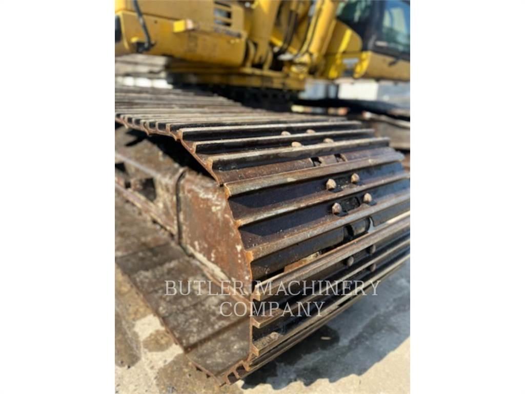 CAT 324DL 履带挖掘机