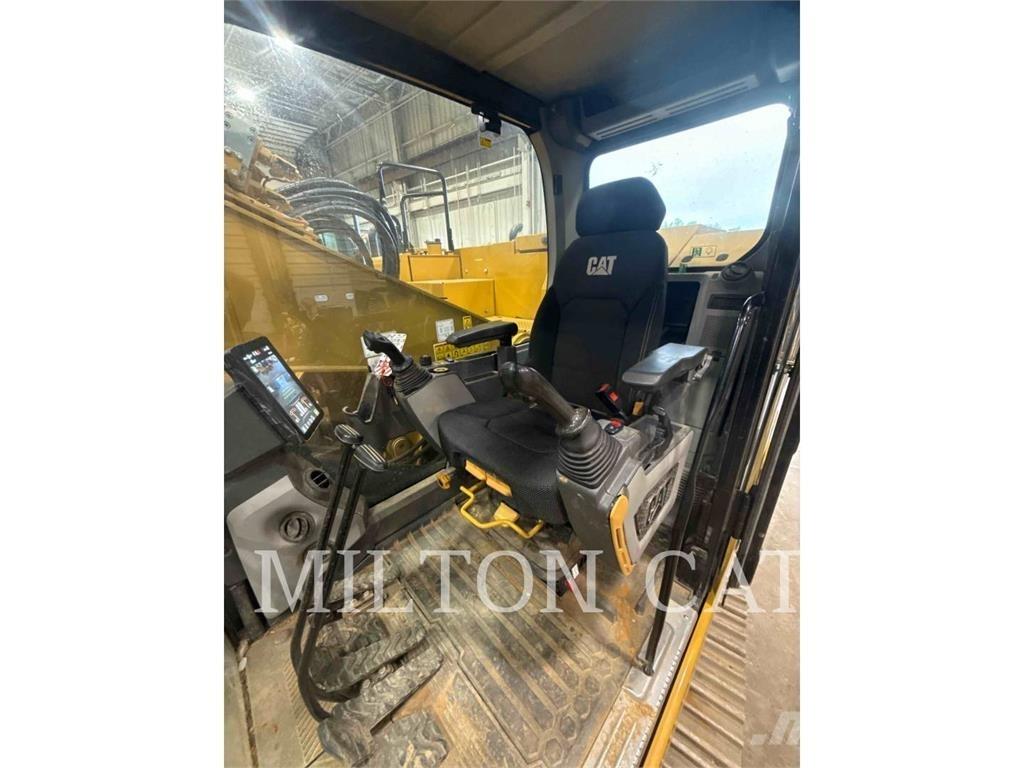 CAT 325 履带挖掘机