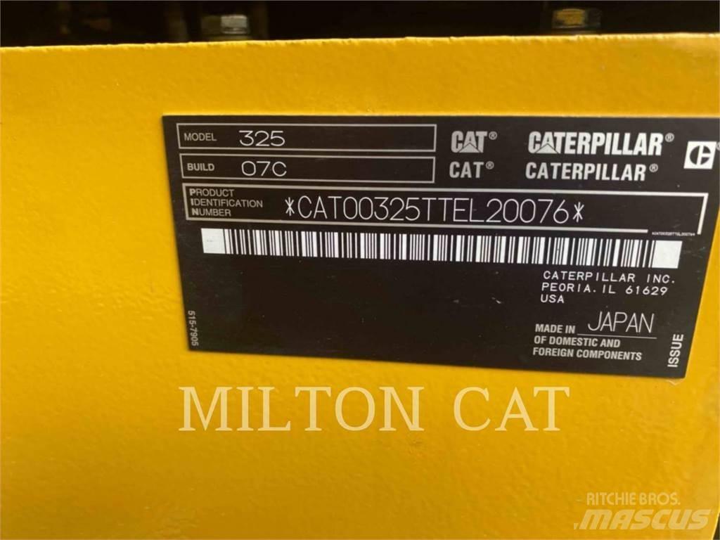 CAT 32507 履带挖掘机