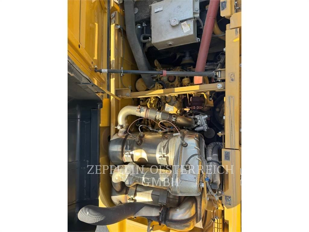 CAT 325FLCR 履带挖掘机