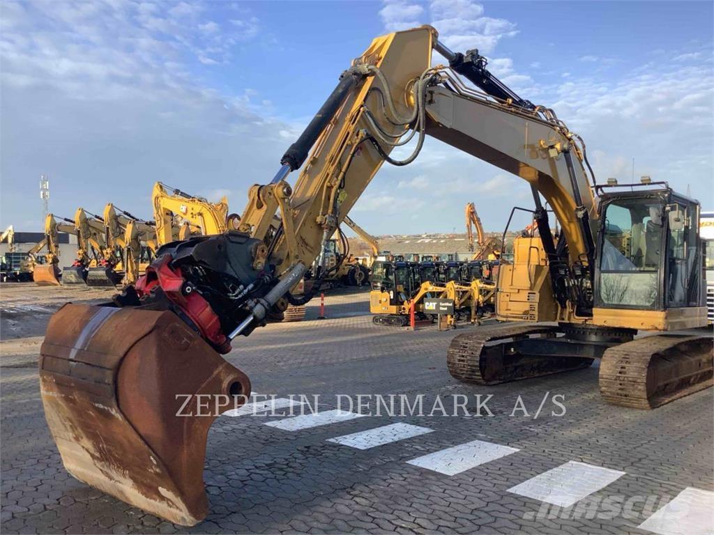 CAT 325FLCR 履带挖掘机