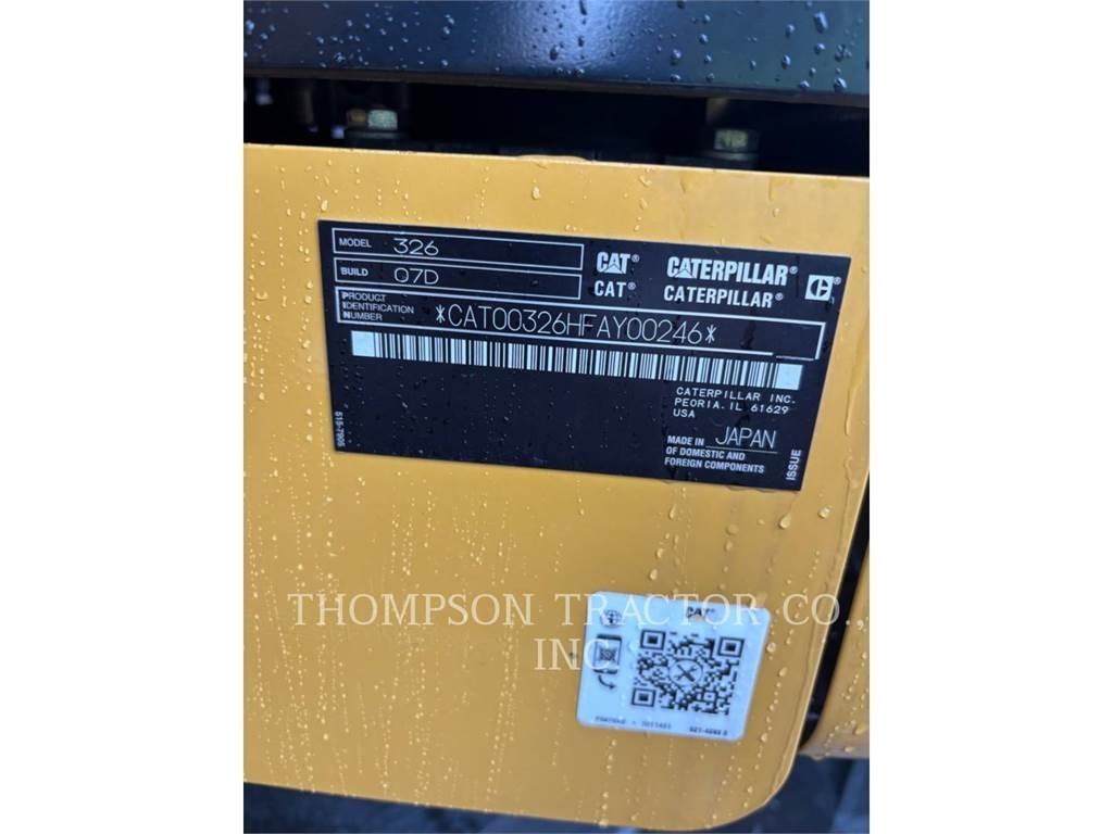 CAT 326 履带挖掘机
