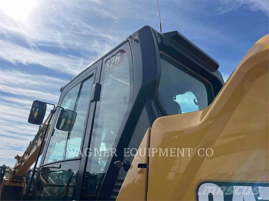 CAT 326 履带挖掘机