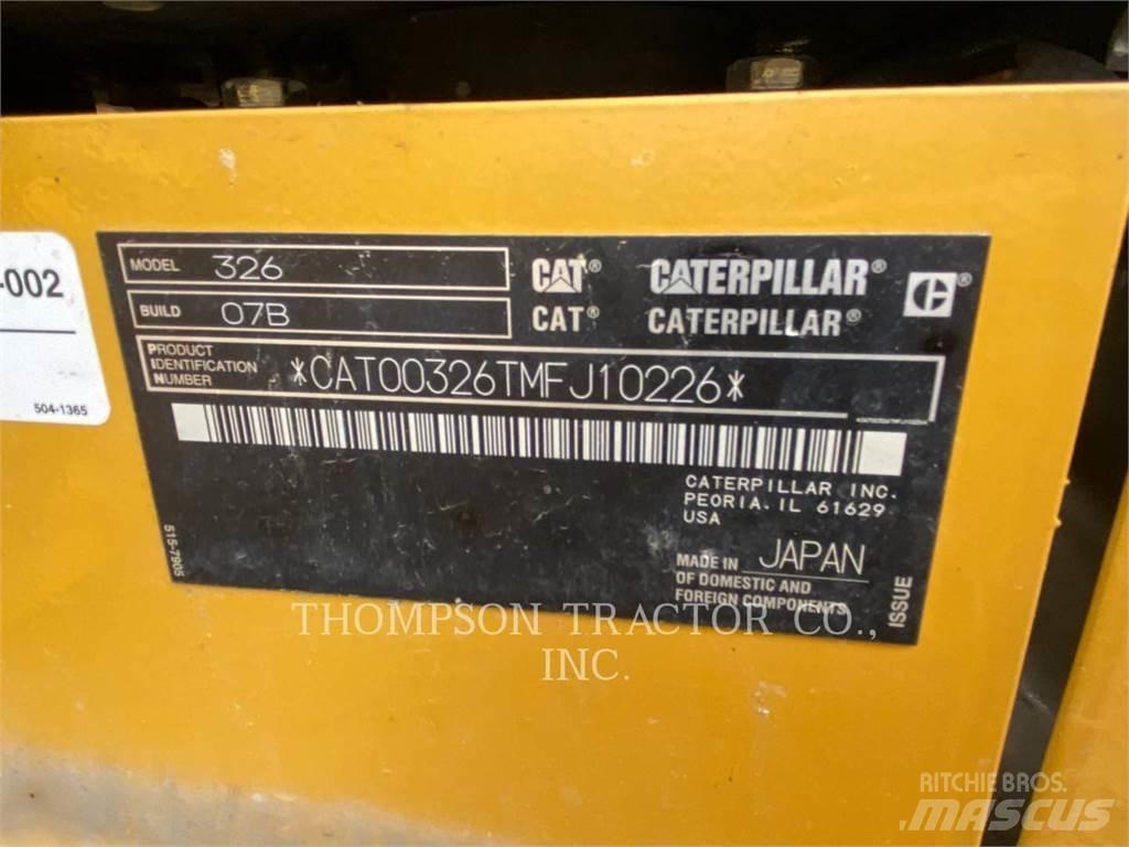CAT 326 履带挖掘机