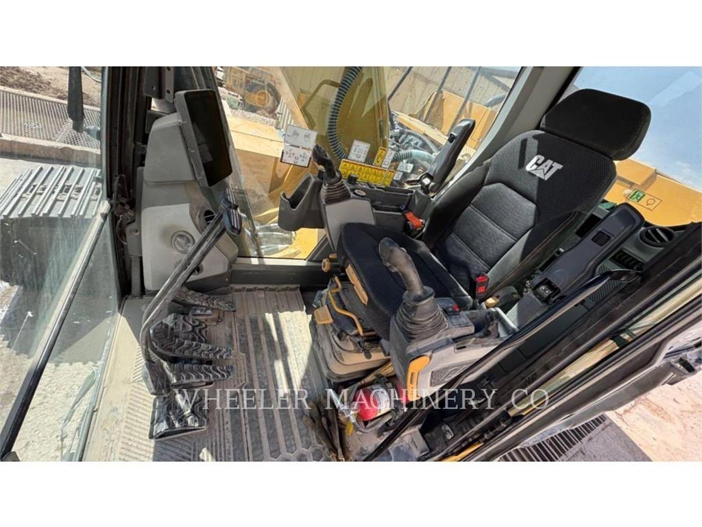 CAT 326 CF 履带挖掘机