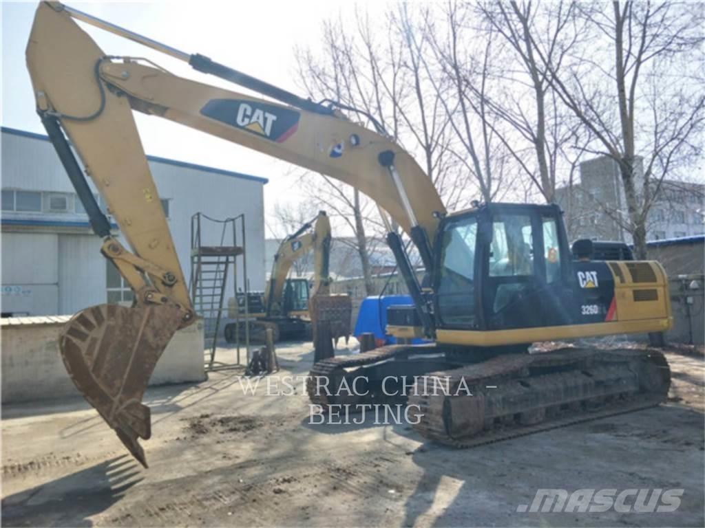 CAT 326D2L 履带挖掘机