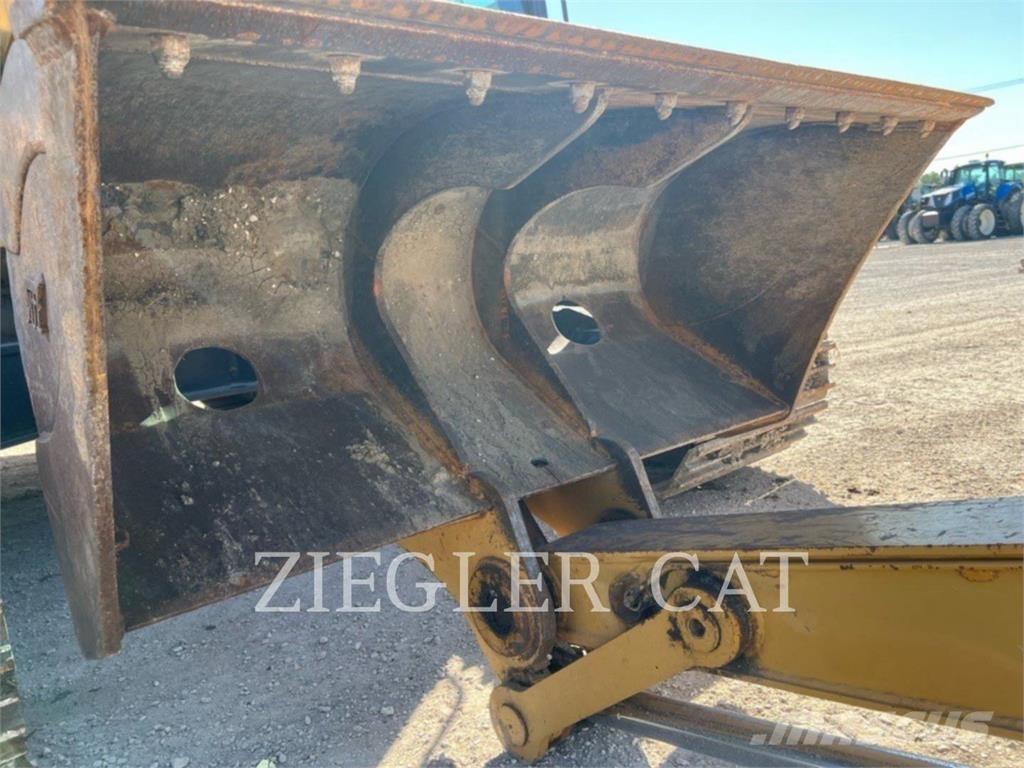 CAT 326F 履带挖掘机