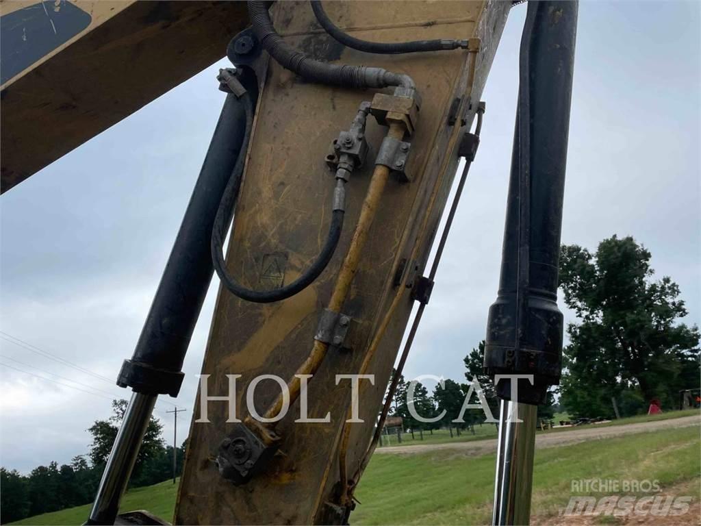 CAT 326FL 履带挖掘机
