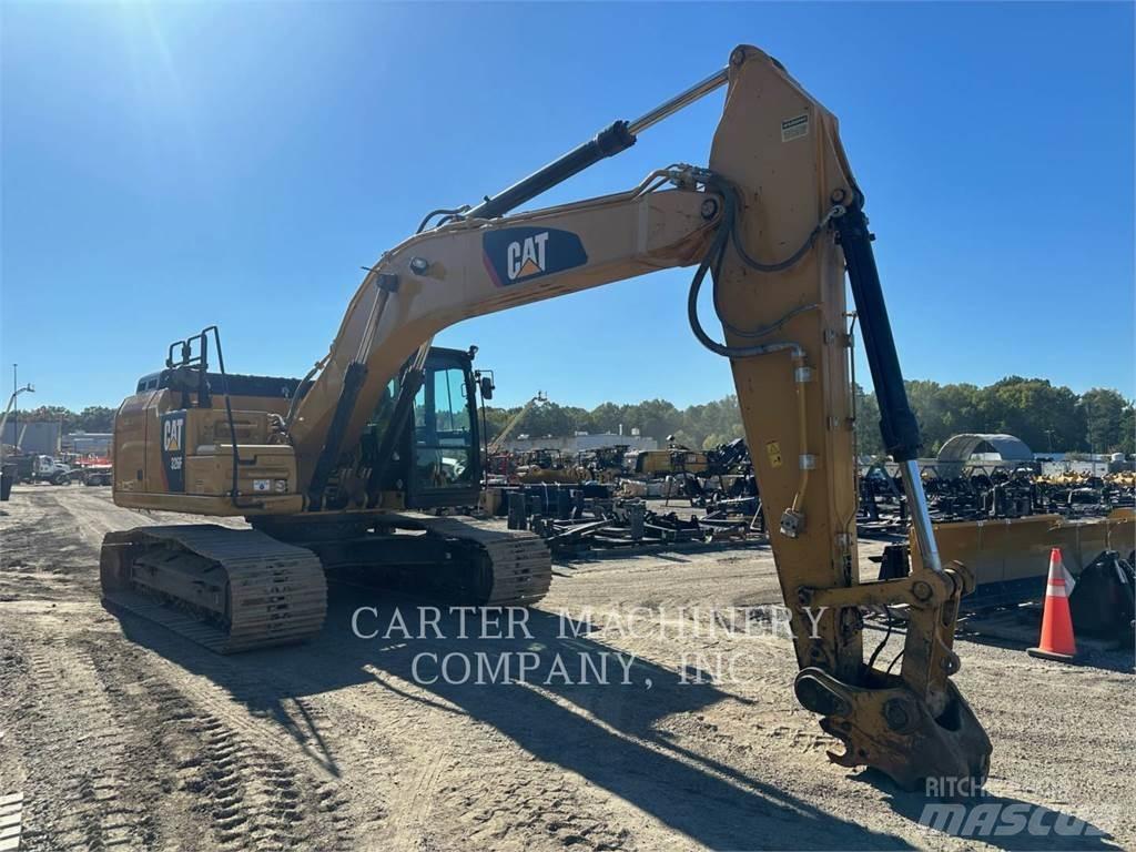 CAT 326FL 履带挖掘机