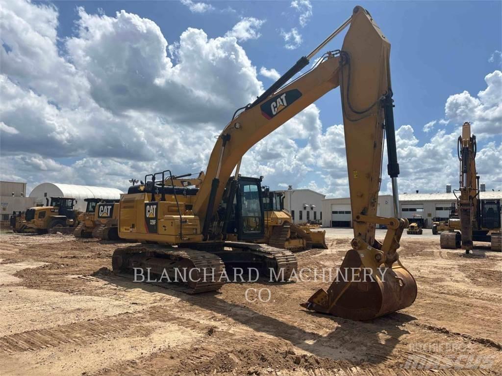 CAT 326FL 履带挖掘机