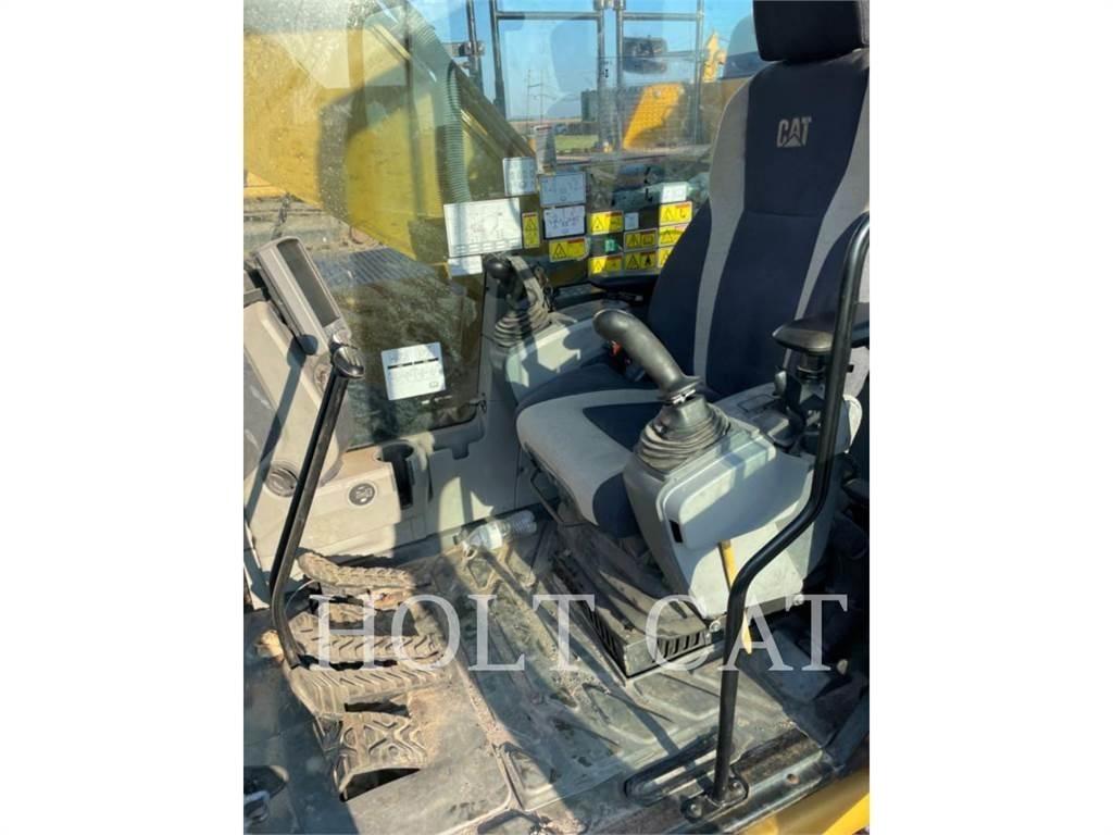 CAT 326FL TC 履带挖掘机