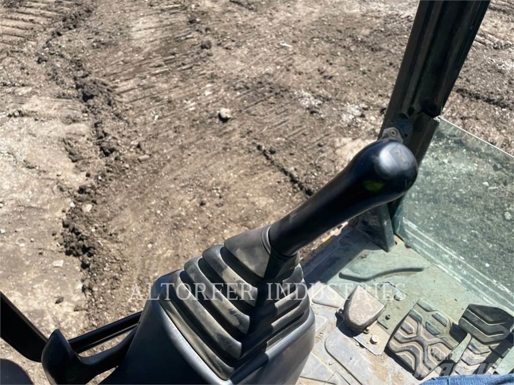 CAT 328DL HMR 履带挖掘机