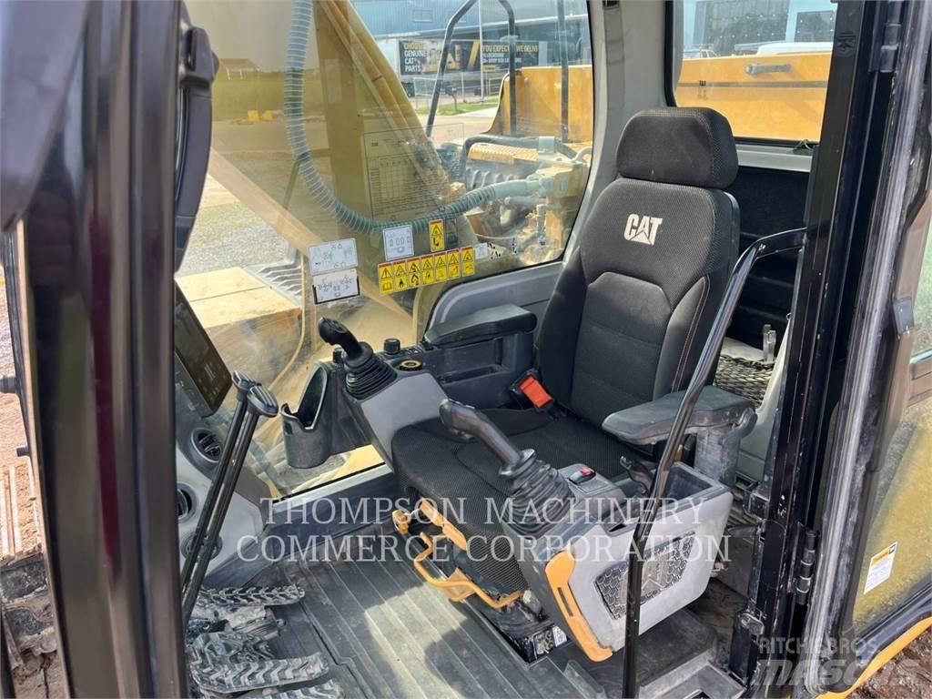CAT 330 履带挖掘机