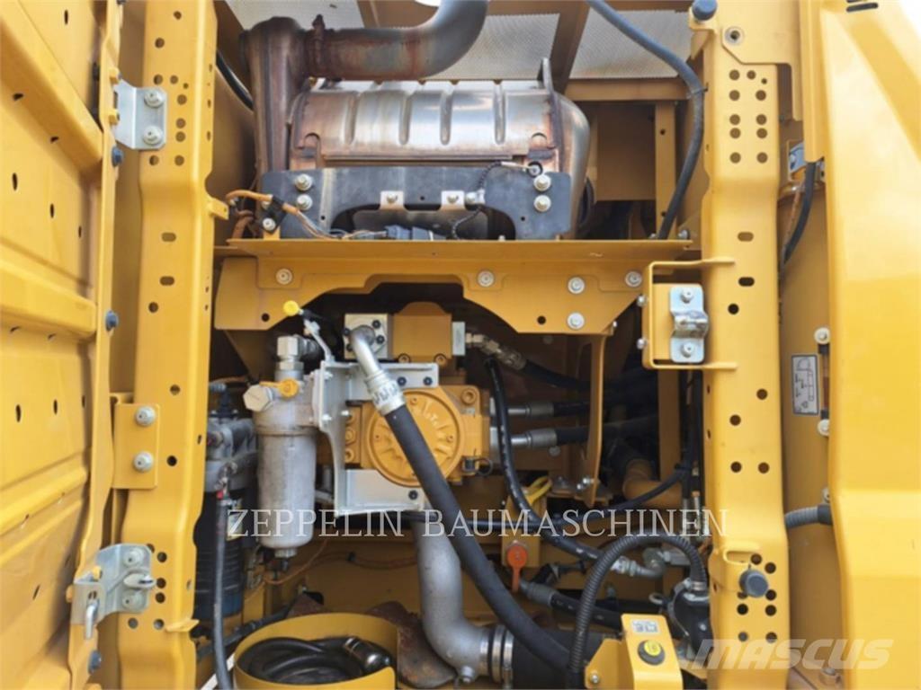 CAT 330-07 履带挖掘机