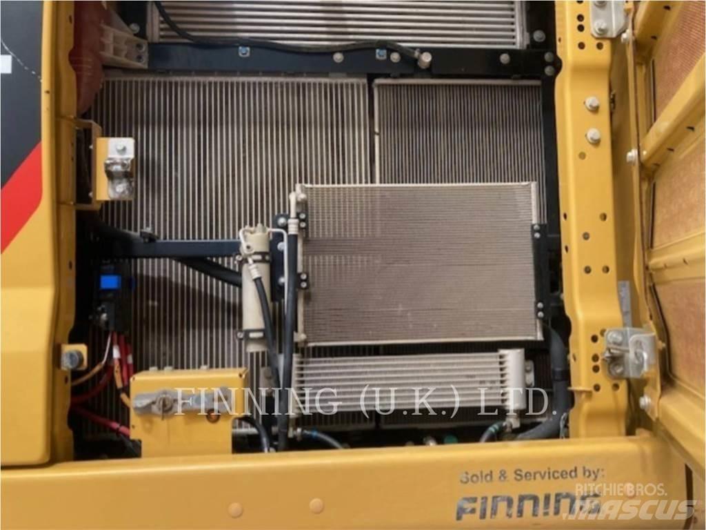 CAT 330 2D 履带挖掘机