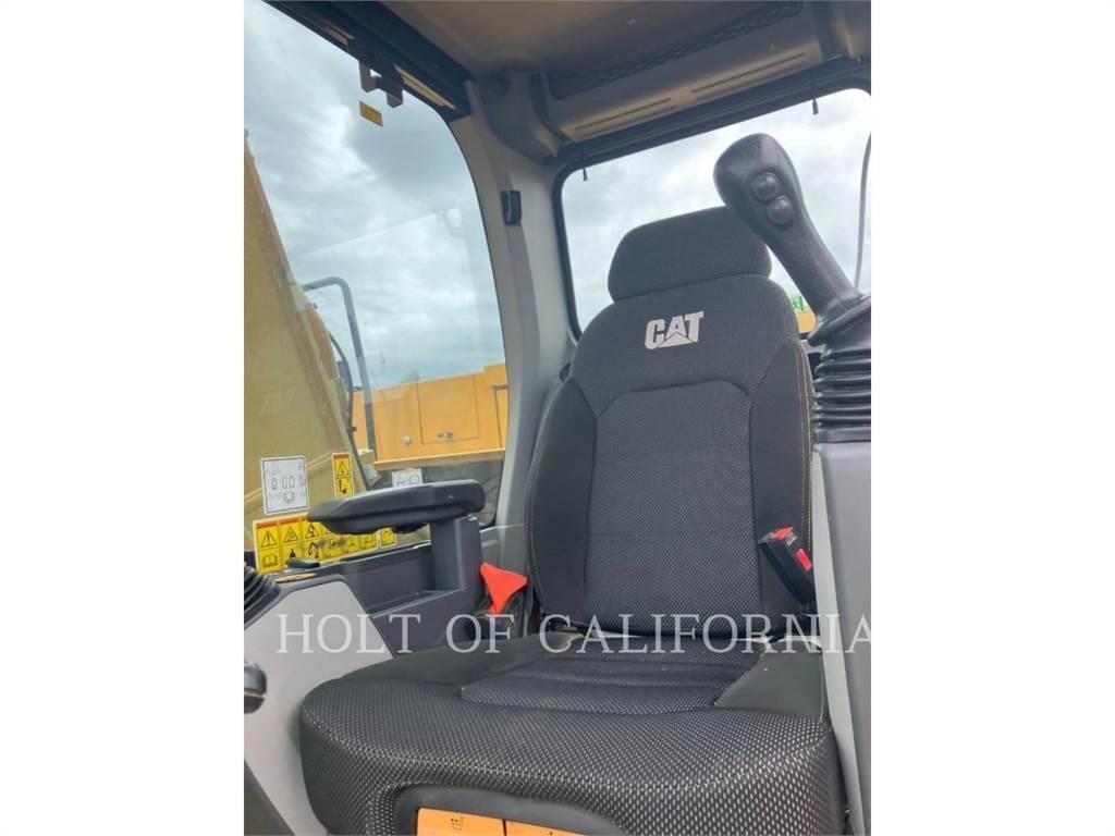 CAT 330 SLR 履带挖掘机