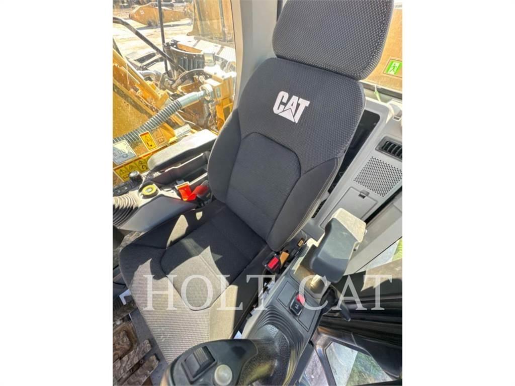 CAT 330 TC 履带挖掘机